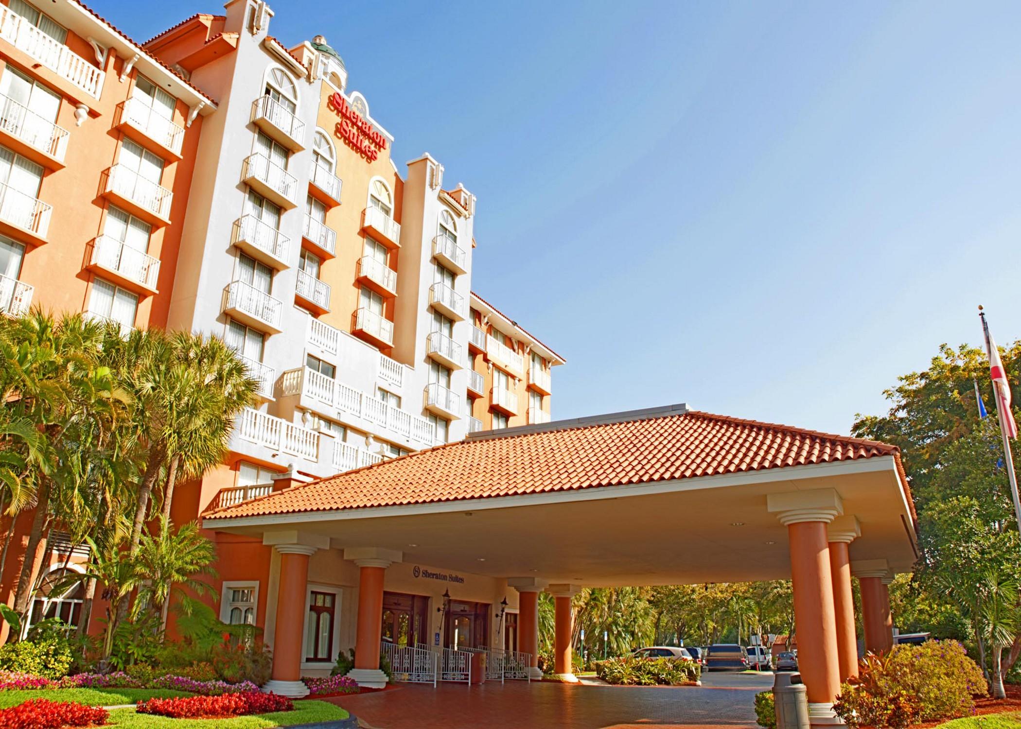 Sheraton Suites Fort Lauderdale At Cypress Creek Exterior photo